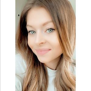 Meet your Posher, Alyssia